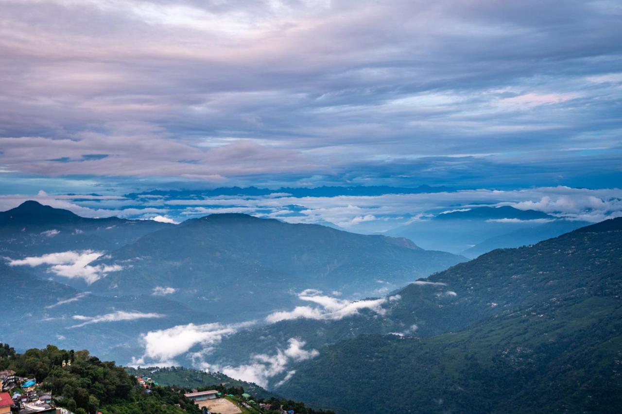 Muscatel Stardust - Chowrasta Mall Road Darjeeling  Buitenkant foto
