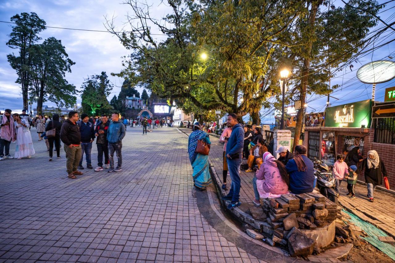 Muscatel Stardust - Chowrasta Mall Road Darjeeling  Buitenkant foto