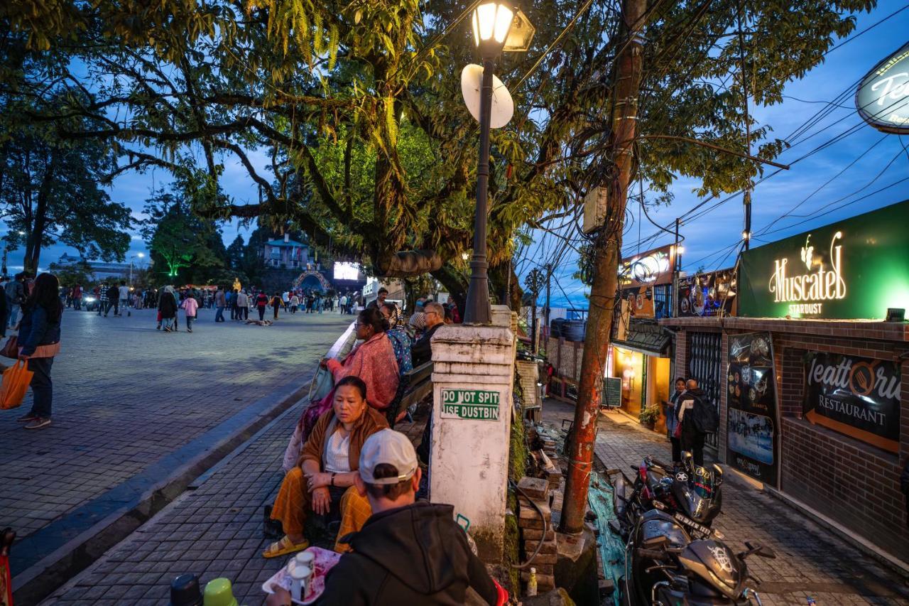 Muscatel Stardust - Chowrasta Mall Road Darjeeling  Buitenkant foto
